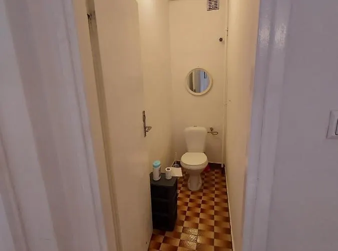 Hutapart Nowa Huta Apartment *